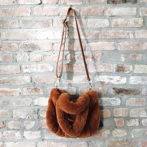 🎈SOLD🎈Free People Faux Fur Purse